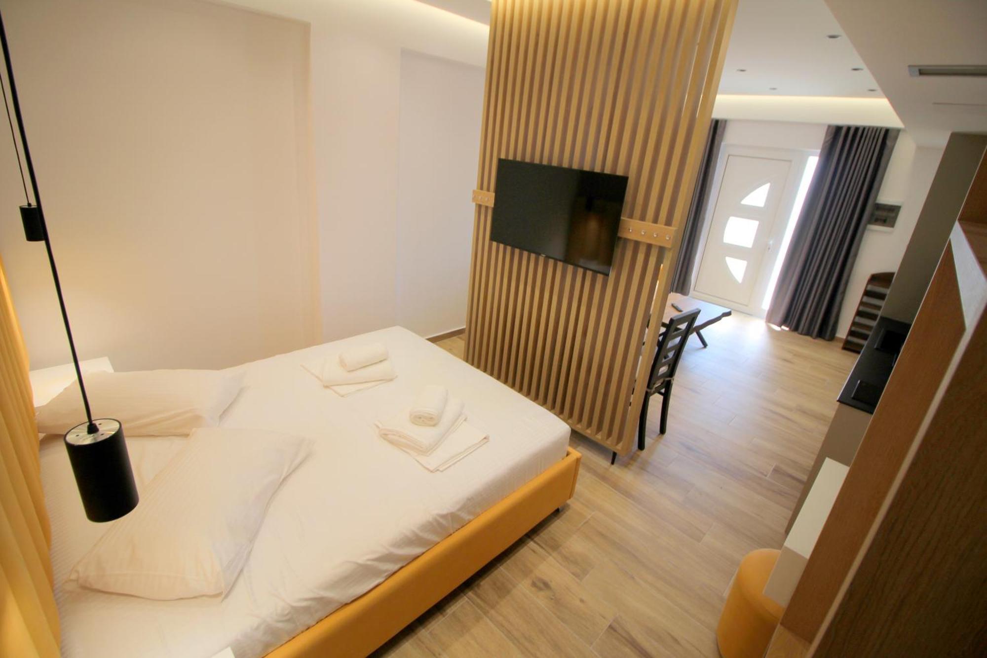 Alis Apartments Sarandë エクステリア 写真