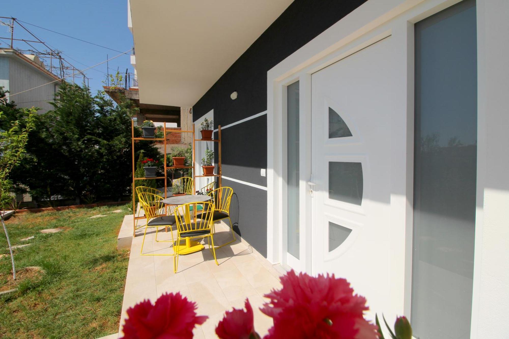 Alis Apartments Sarandë エクステリア 写真